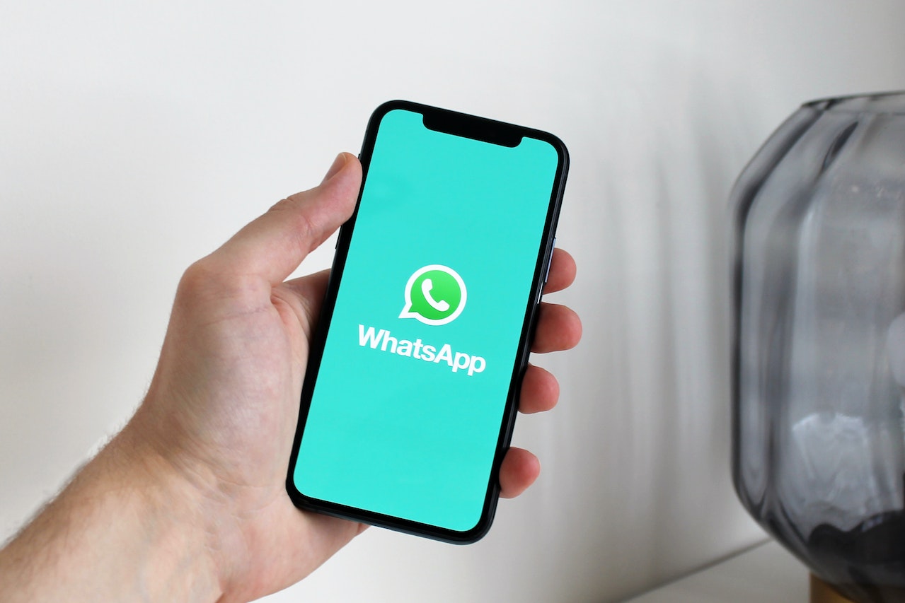 The Rise of Chat-Commerce: Revolutionizing Shopping as We Know It